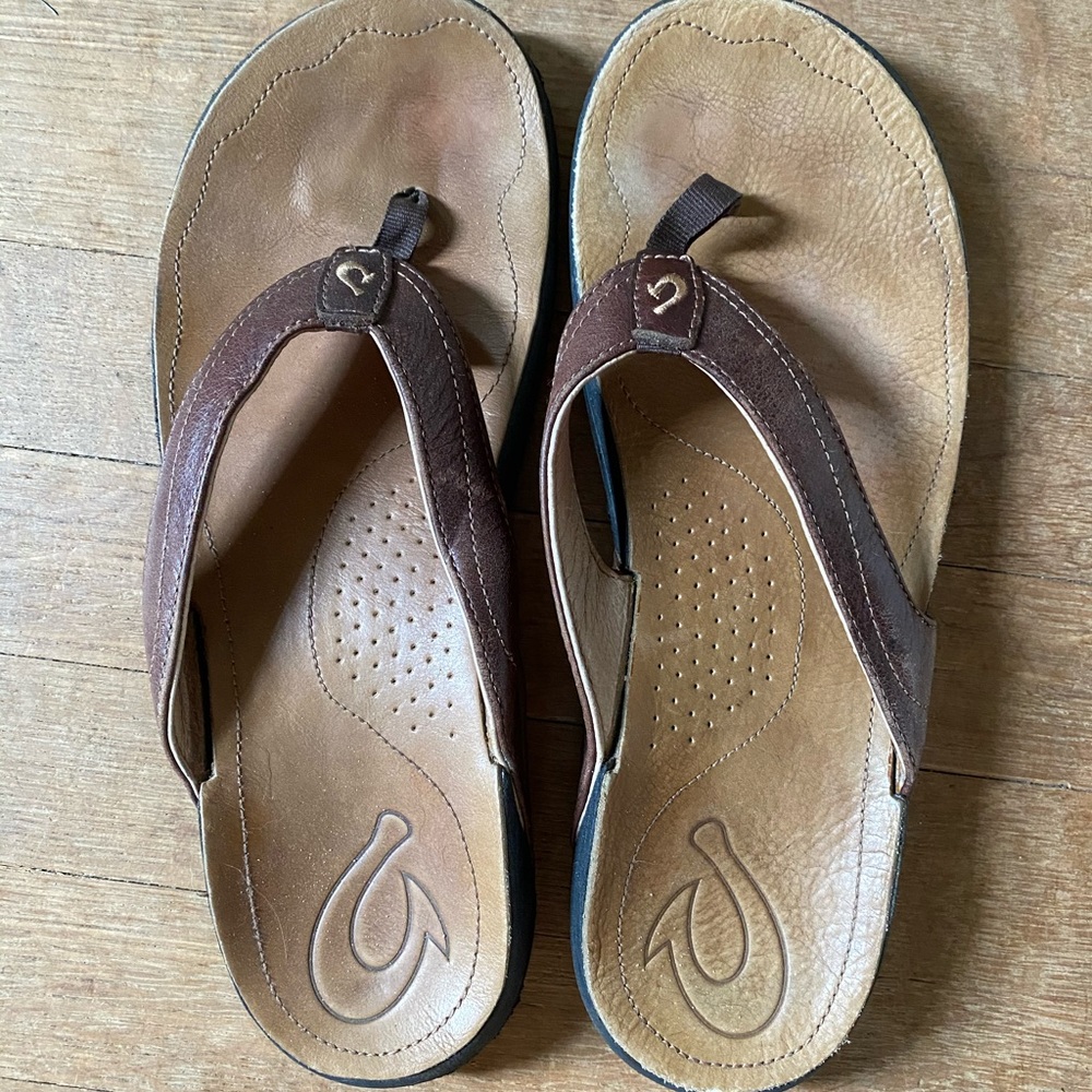OluKai leather women's sandals